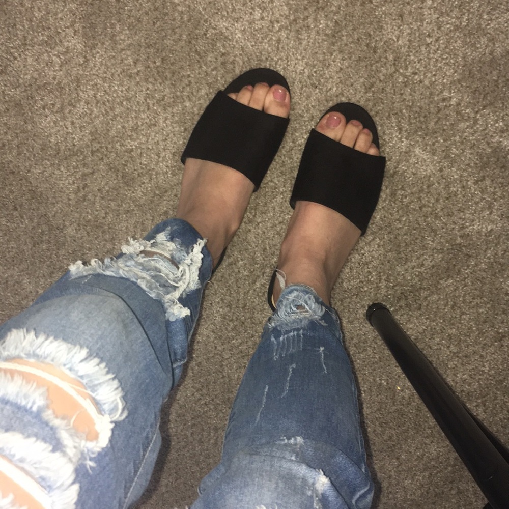 Black sandals
